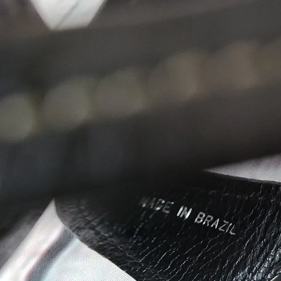 Cole Haan black leather strappy sandals, 9.5 - Picture 13 of 15